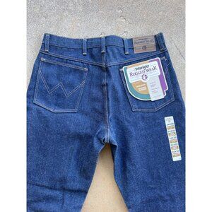 Wrangler Rugged Wear Mens 34x30 Blue Denim Jeans NWT R3